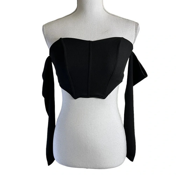 Windsor Black Crop Top Size Small Cold Shoulder Sleeves Corset Boning Pointed - Picture 1 of 7